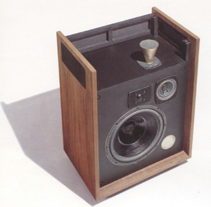 2000 II - Black - 4-Way 250 Watt Speaker - Hero